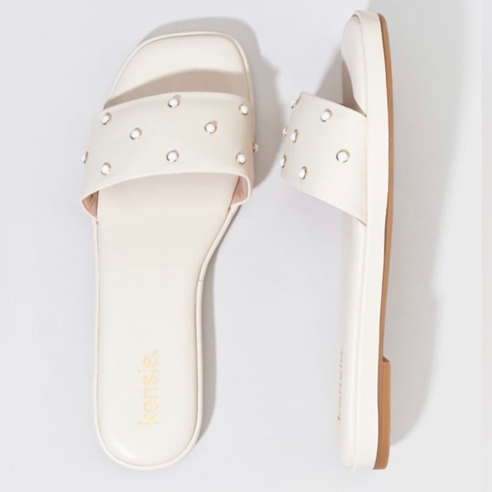 Pearl Studded Slides/flats